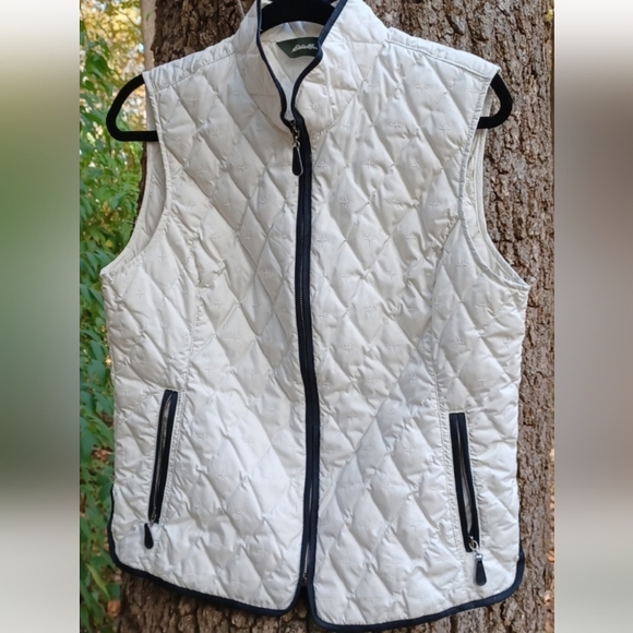 Eddie Bauer Jackets & Blazers - Eddie Bauer Ivory Quilted Vest with Dark Accents